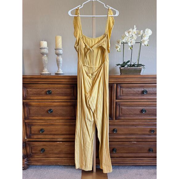 léRumi Reagan Jumpsuit – Yellow Stripe – Size Medium – Excellent Condition - Picture 5 of 9